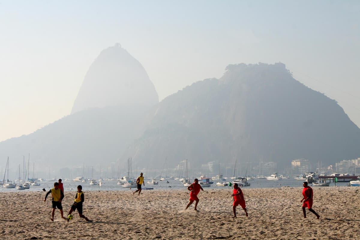 Clubes que quase quebraram e hoje são referência: o que mudou na gestão do futebol brasileiro